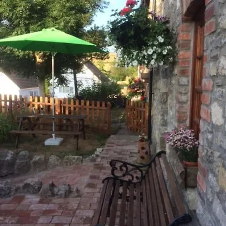 1 Bed Cottage The Stable At Llanrhidian Gower With Sofa Bed For Additional Guests Swansea Exterior photo