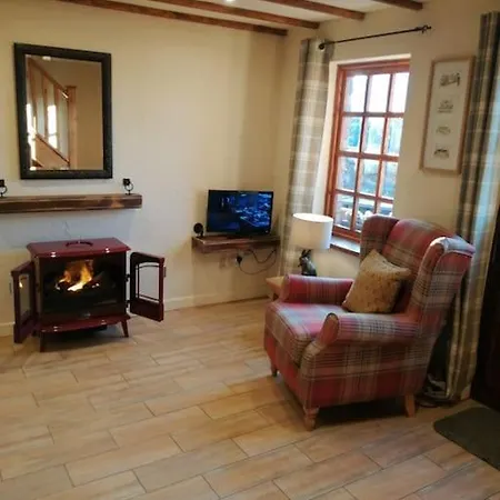1 Bed Cottage The Stable At Llanrhidian Gower With Sofa Bed For Additional Guests Swansea Exterior photo