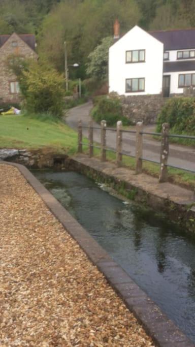 1 Bed The Stable At Llanrhidian Gower With Sofa Bed For Additional Guests * Swansea