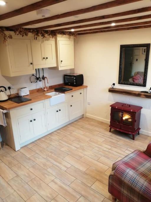 Apartment 1 Bed The Stable At Llanrhidian Gower With Sofa Bed For Additional Guests Swansea